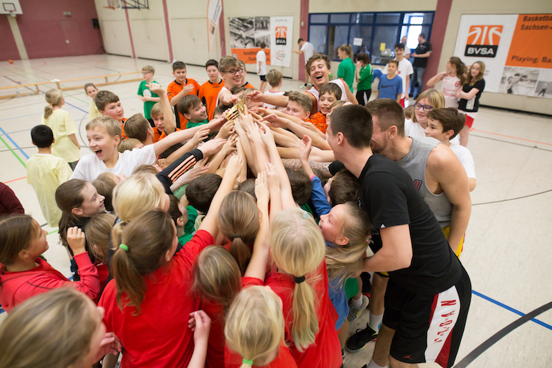 Teamplay beim BVSA Allstar Kids Day // Foto: Oliver Harloff